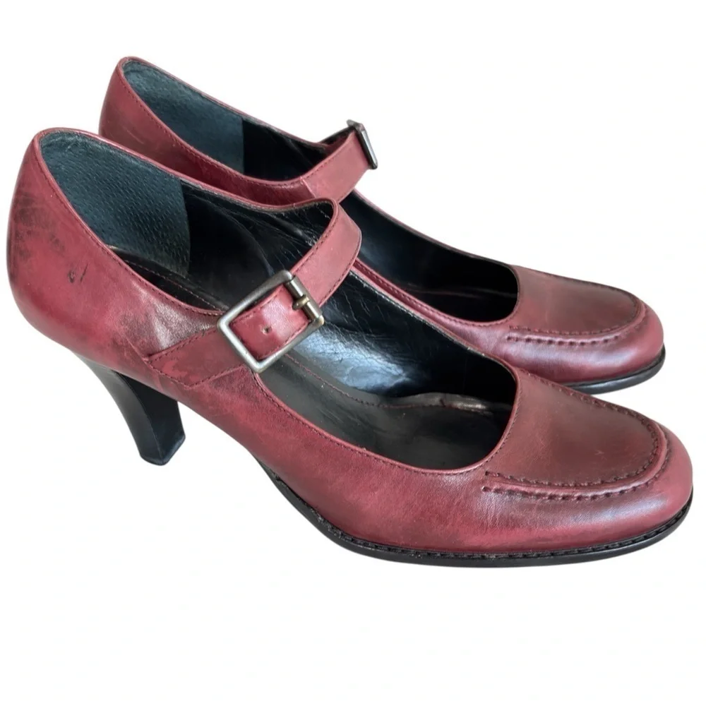 GIANNI BINI Burgundy Wine Leather Mary Jane Heels Pumps Womens Shoe Size 7.5 M